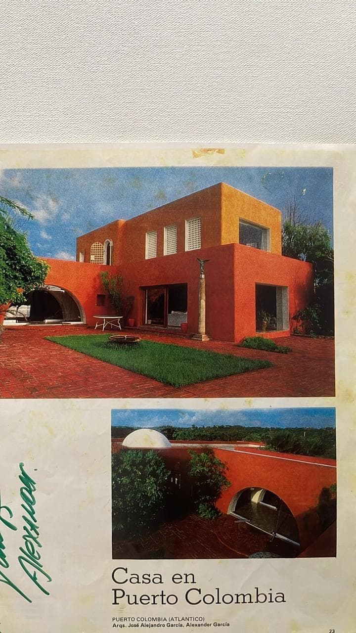 Joya arquitectonica frente al mar caribe