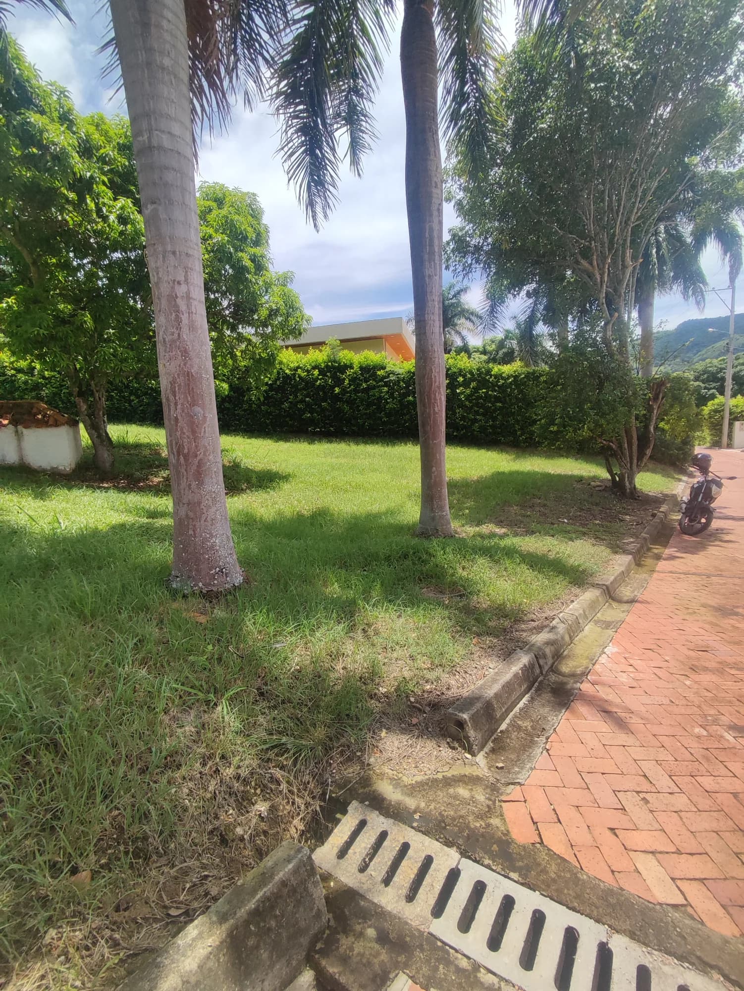 VENDO lote en condominio en anapoima cundinamarca Colombia