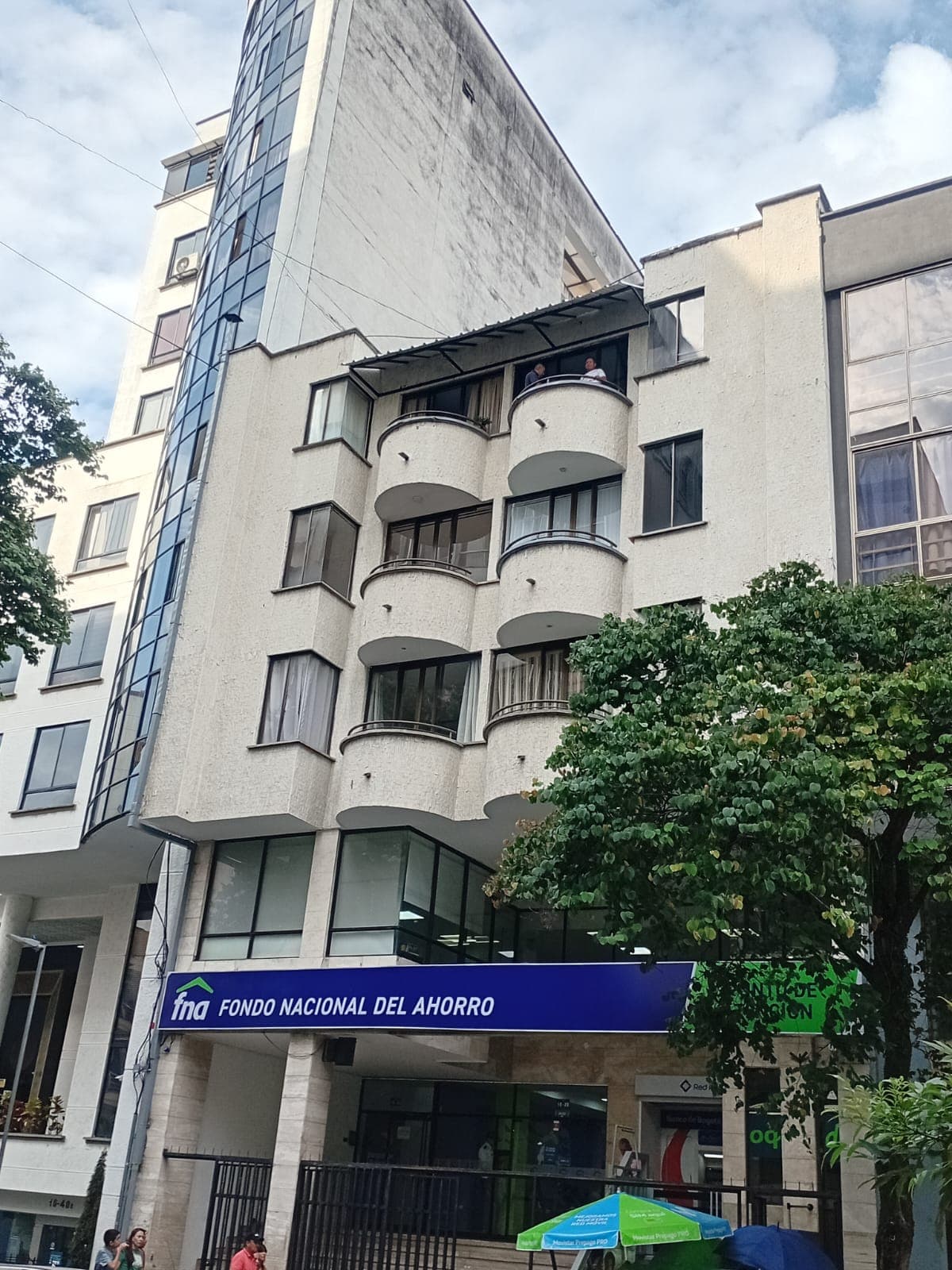 Apartamento muy central en Armenia Q.