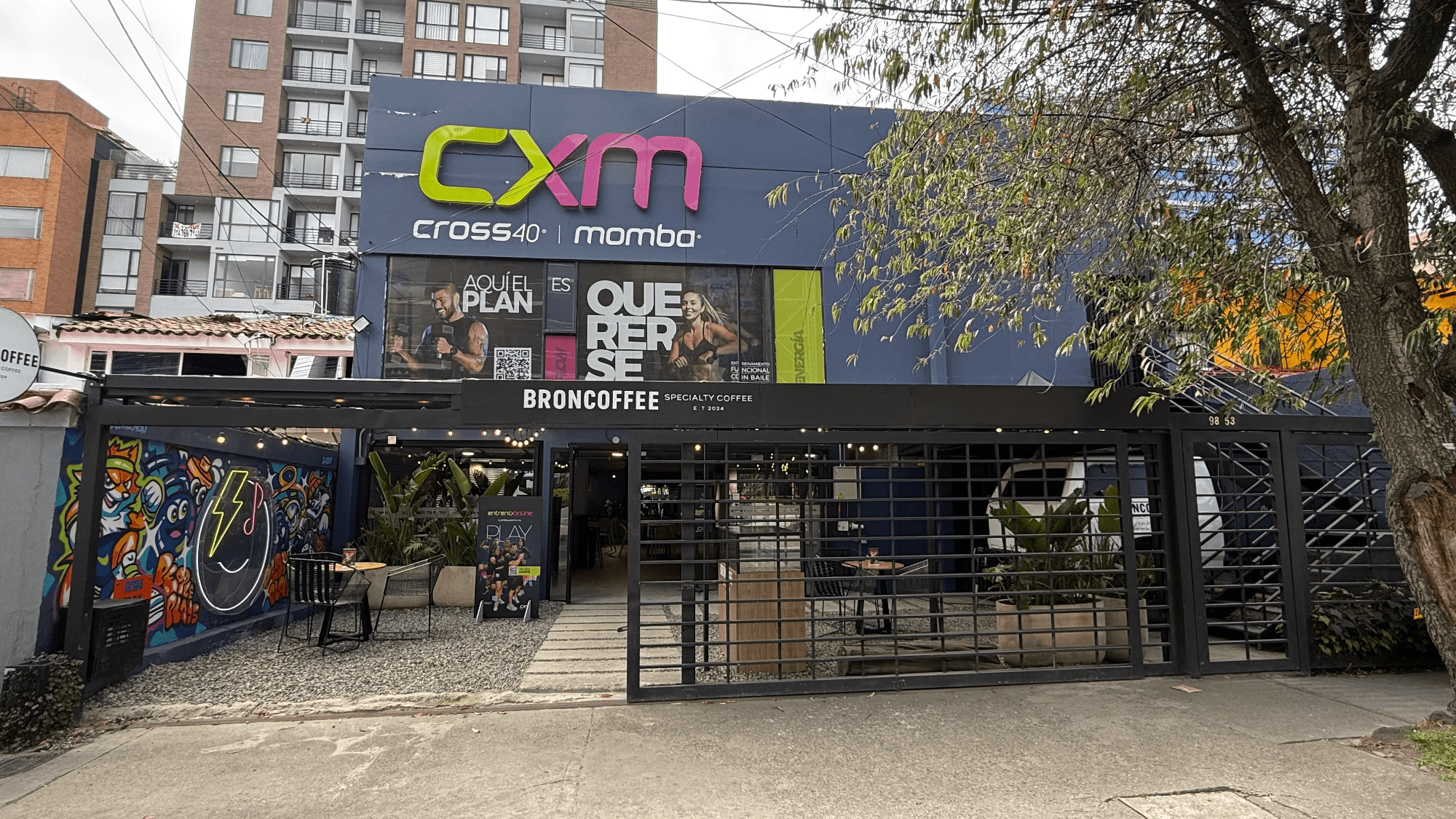 Local comercial en la 93
