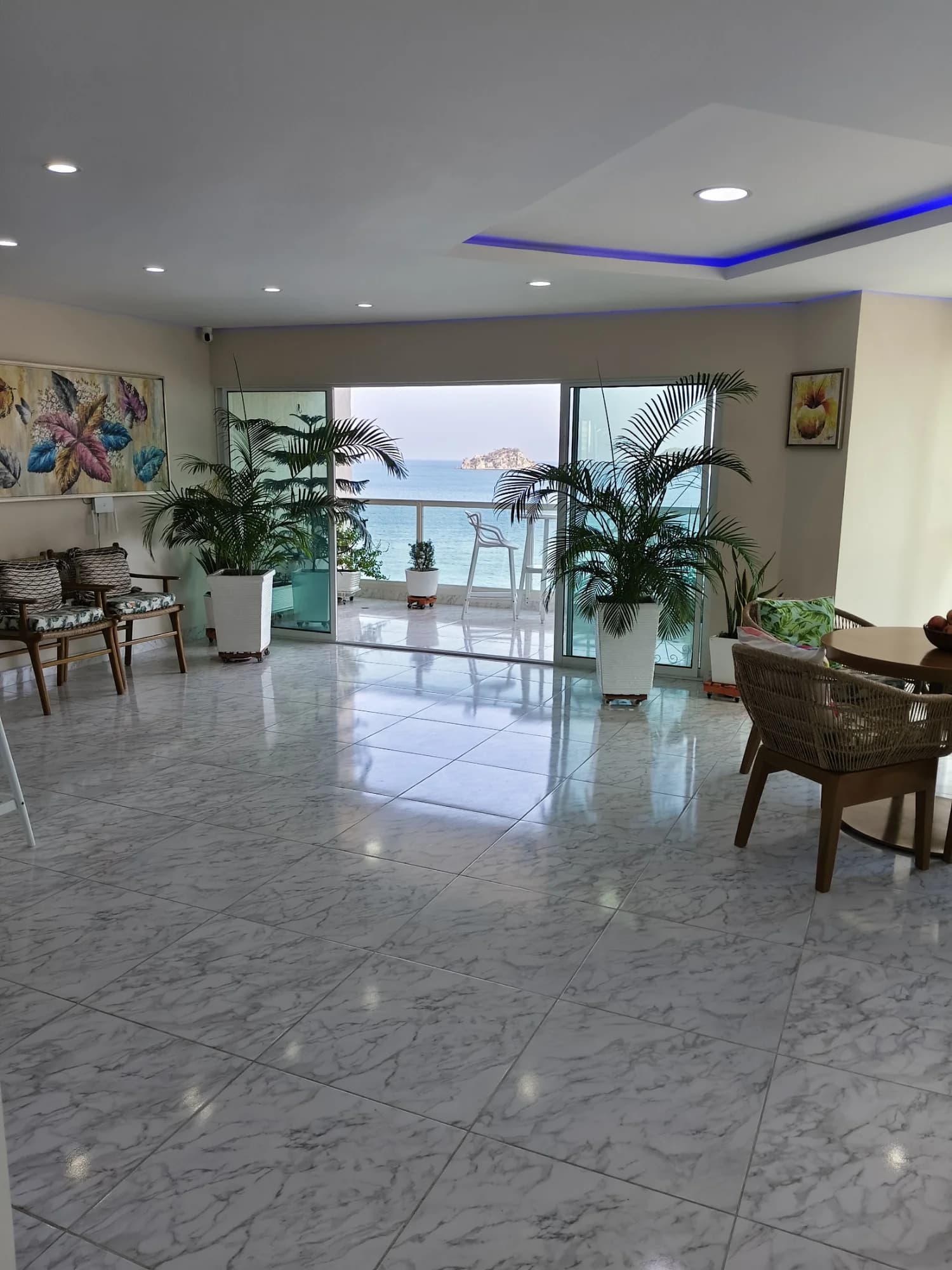 Apartamento en venta en Torres de Colón, 115 m² y vista al mar